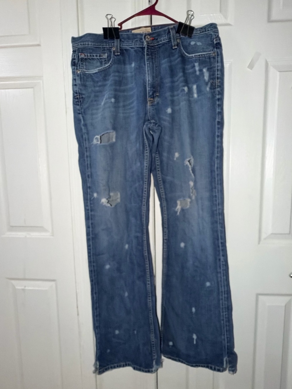 BKE Tyler Distressed Thrashed jeans